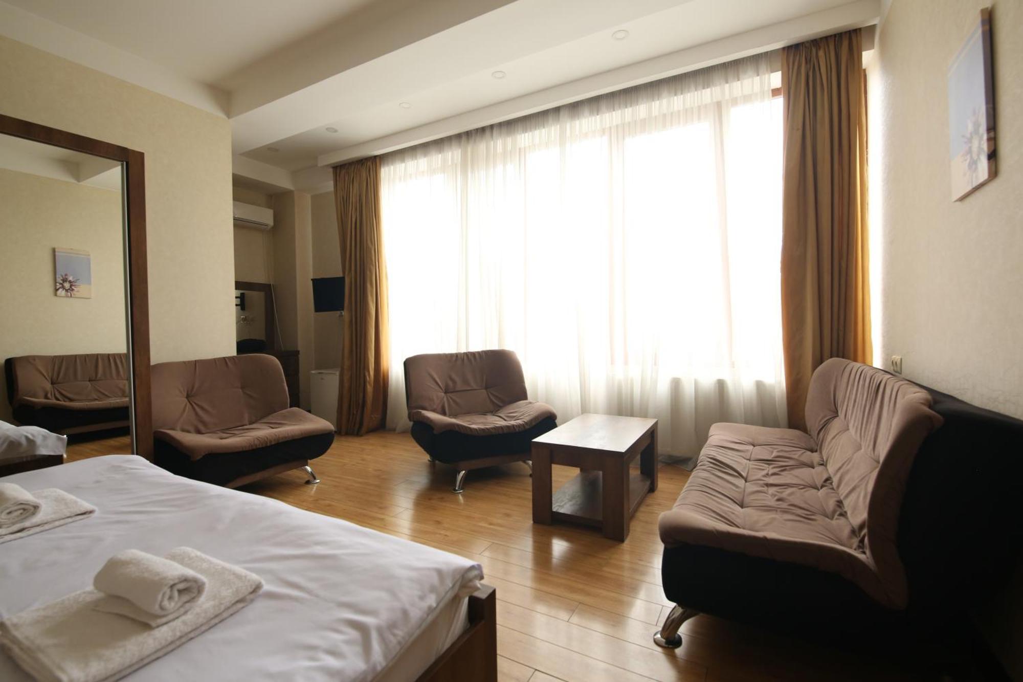 Dream Sky Hotel تبليسي المظهر الخارجي الصورة
